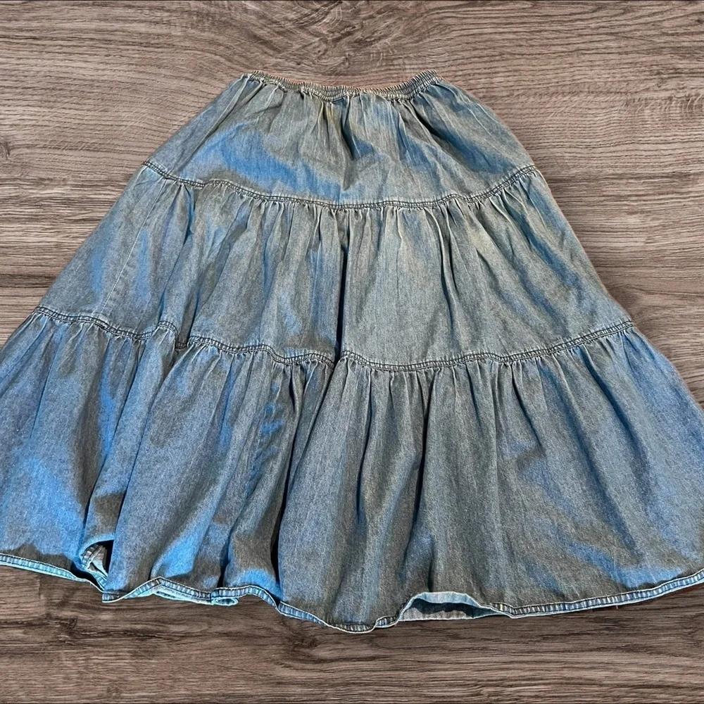 Susan Bristol Casuals Tiered Denim Maxi Skirt Size Small Vintage Cottagecore